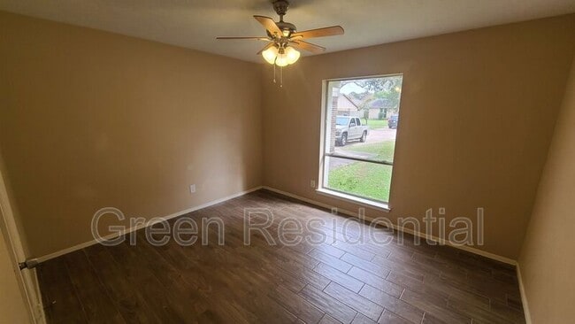 Building Photo - 22614 Fincastle Dr