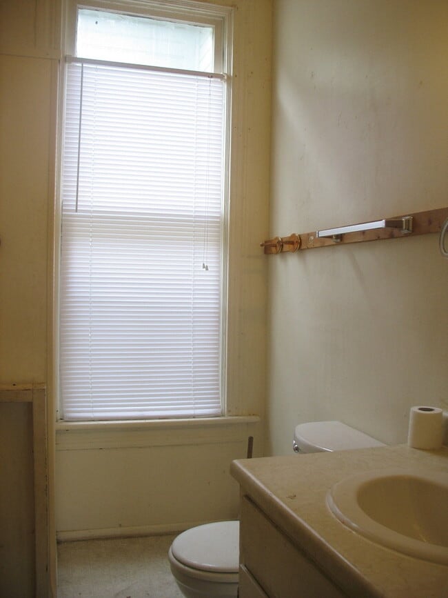 Foto del edificio - 824 Denver - Triplex