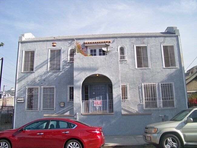 Fachada del edificio - 4637 Melbourne Ave