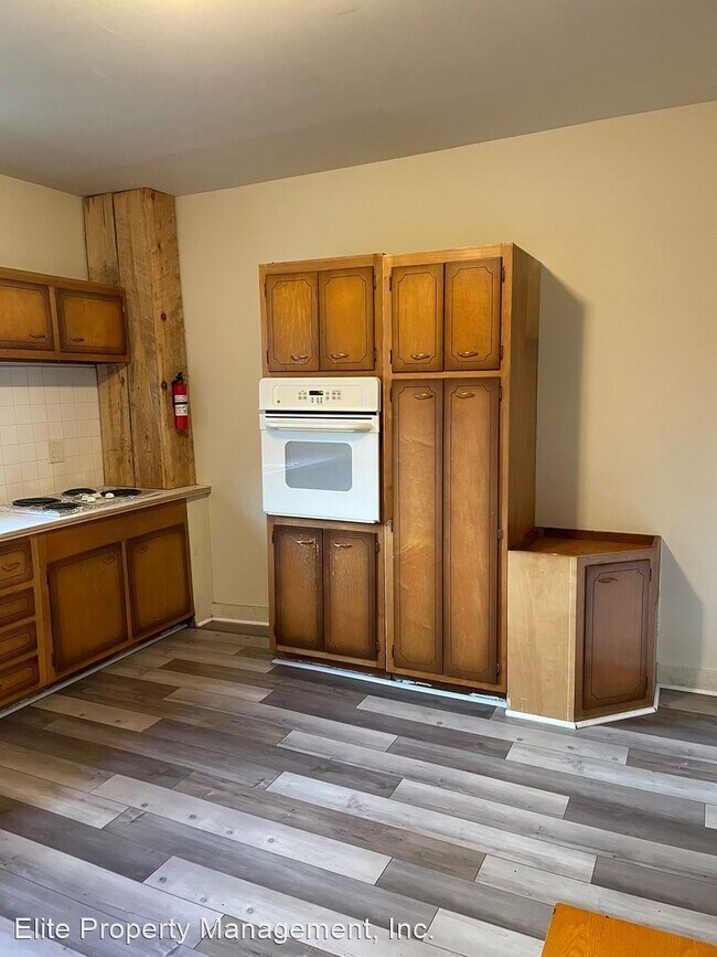 Foto del edificio - 1 br, 1 bath House - 322 Pine St., Unit #1