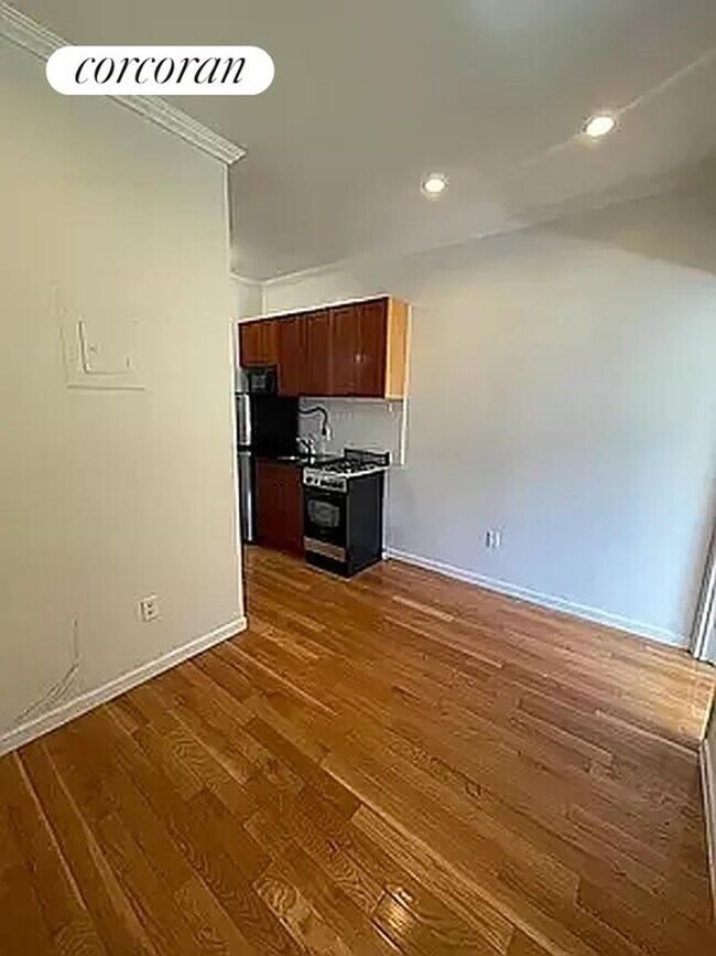 Foto del edificio - 235 E 27th St