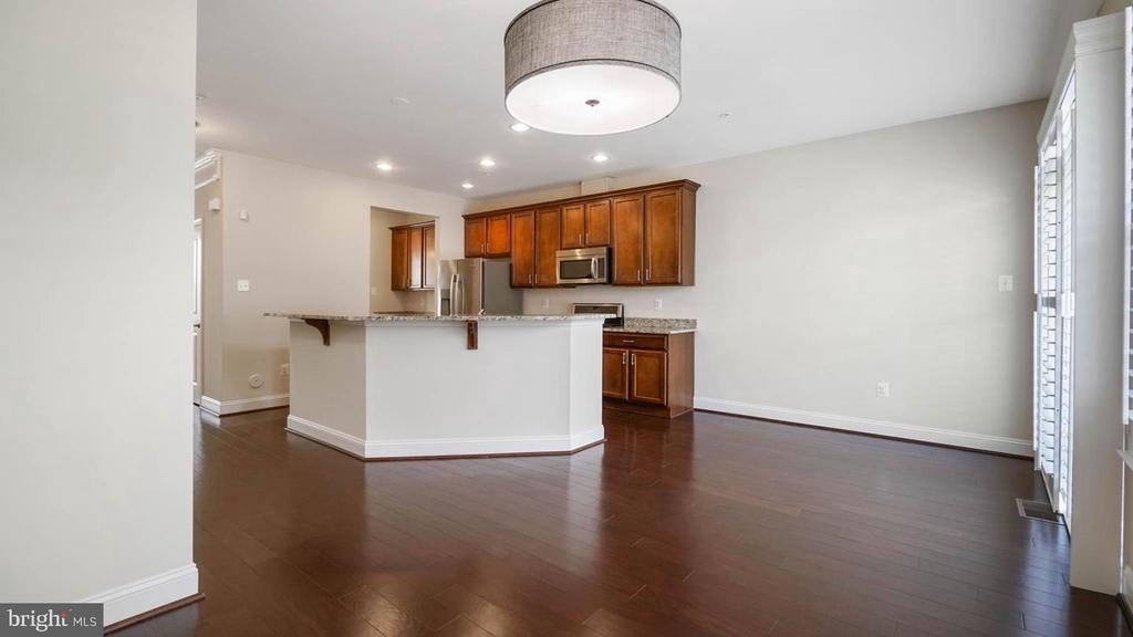 Foto principal - 5803 Lois Ln