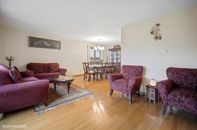 Foto del edificio - 9144 N Lincoln Ave