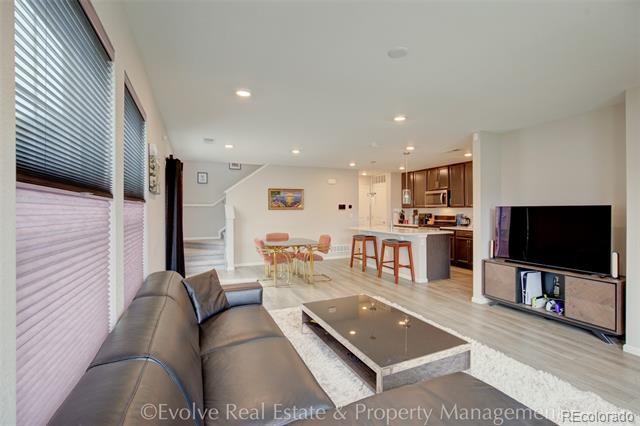 Foto del edificio - 21332 E 60th Ave