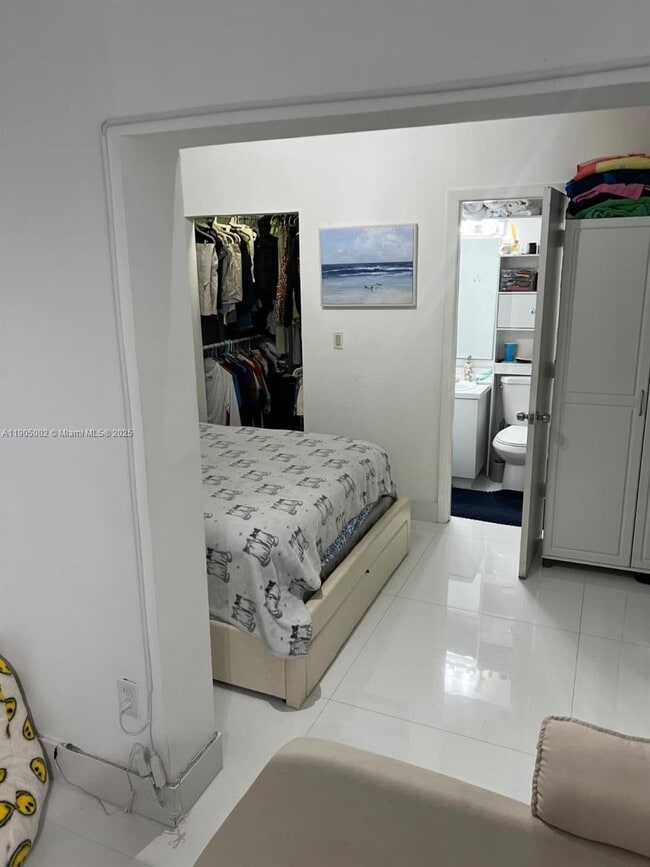 Foto del edificio - 246 Poinciana Island Dr