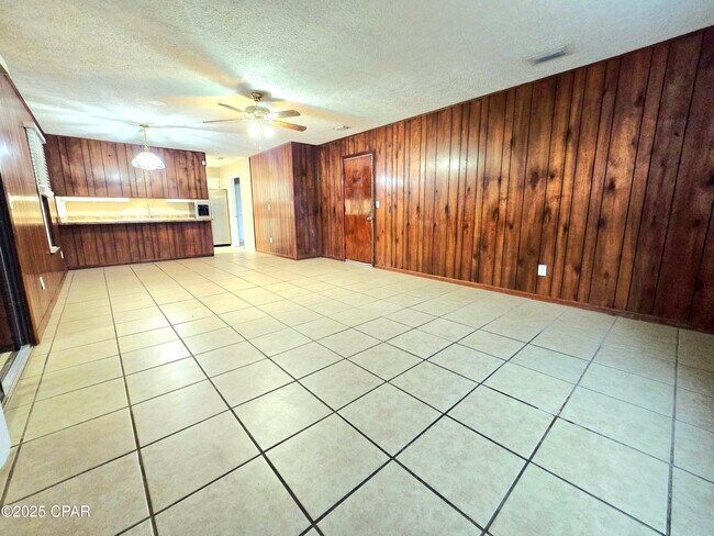 Foto del edificio - 5224 Park St