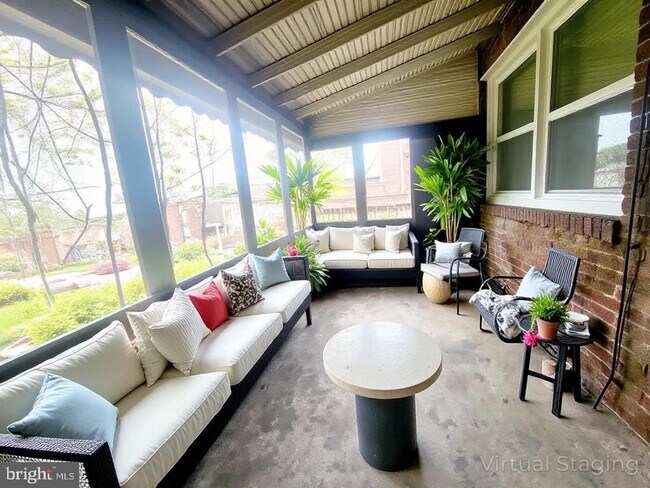 Foto del edificio - 3105 Frisby St