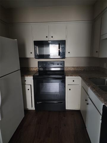 Foto del edificio - 6801 Trail Lake Dr