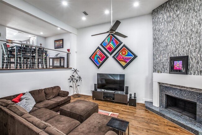 Foto del edificio - 3515 Brown St