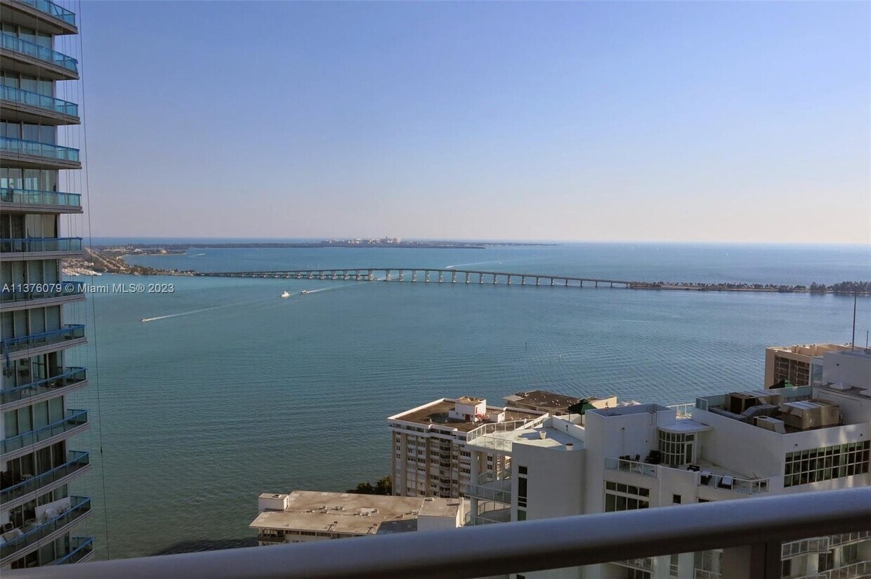 1300 Brickell Bay Dr Unit 3506, Miami, FL 33131 Condo for Rent in
