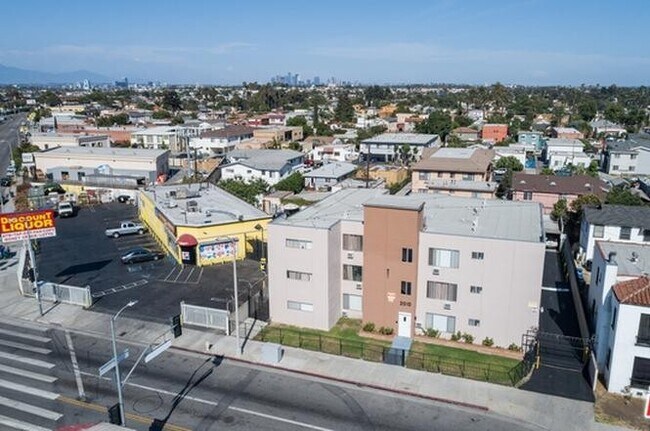 Building Photo - 2010 Hauser Blvd