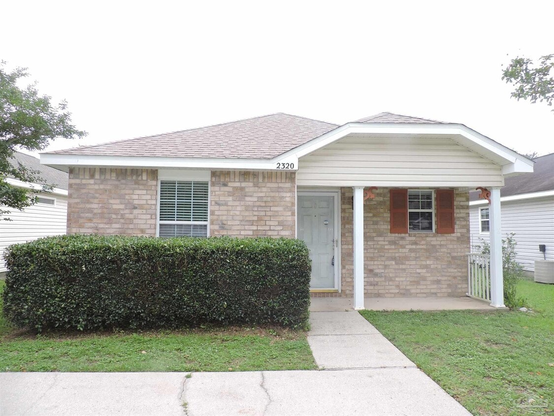 Primary Photo - 2320 Trailwood Dr
