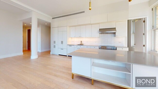 Foto del edificio - 452 Broome St