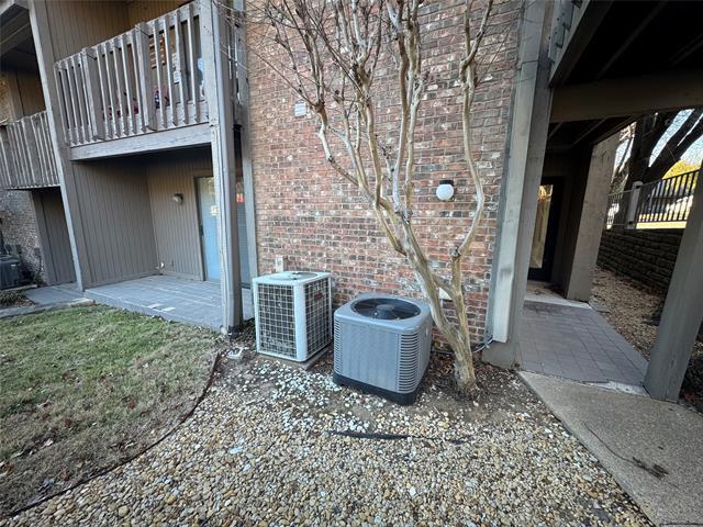 Foto del edificio - 1121 Signal Ridge Pl