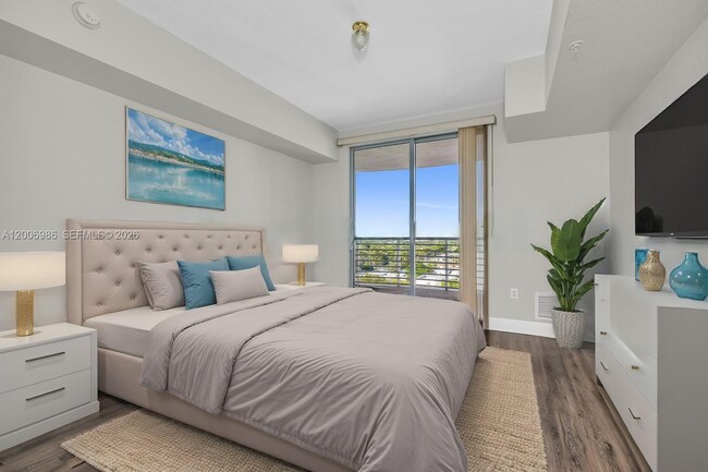 Foto del edificio - 1830 Radius Dr