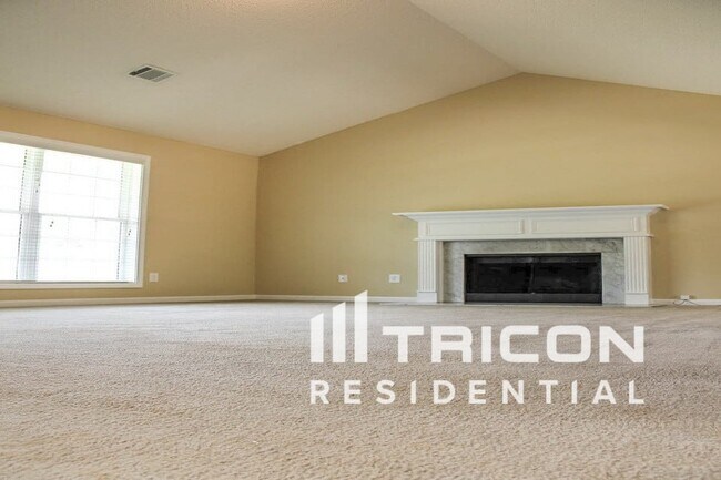 Building Photo - 1693 Bismarck Cir
