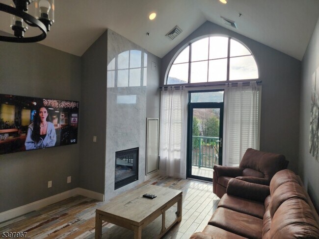 Foto del edificio - 200 NJ-94