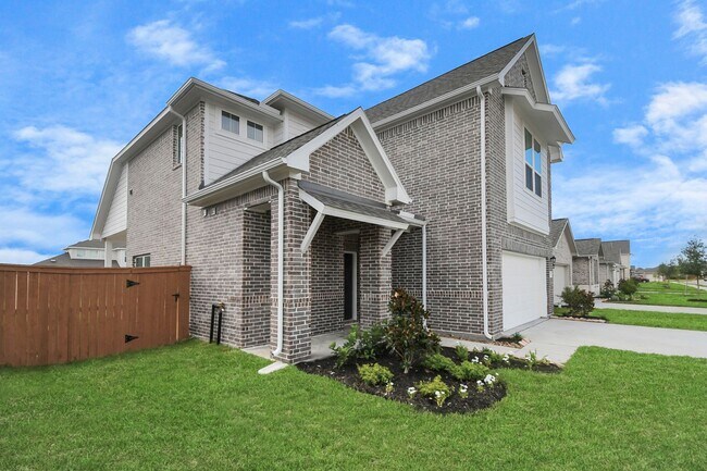 Photo - The Willow – Elevated Living with Space, S... House