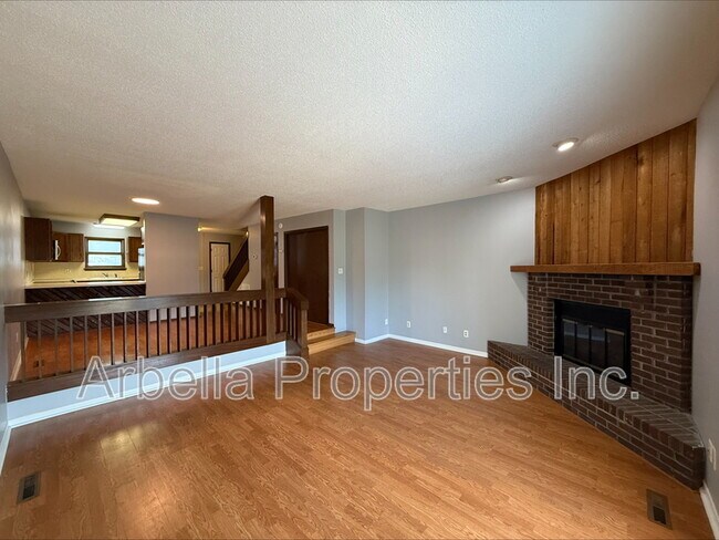 Foto del edificio - 507 Manor Dr