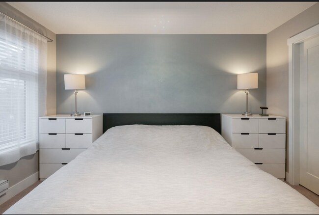 Building Photo - 14058 61 Av
