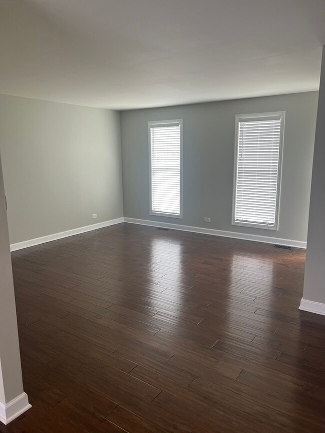 1293 Birchbark Trail, Carol Stream, IL 60188 House Rental in Carol