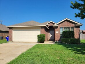 Building Photo - 2515 Wynngate Dr
