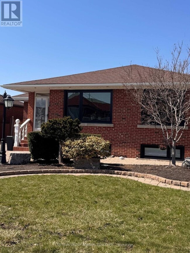 Building Photo - 6 Frankfort Ave