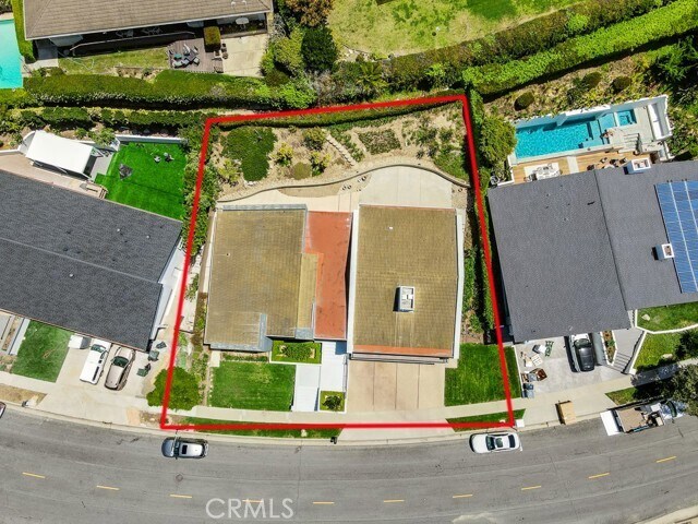 Building Photo - 7182 Crest Rd