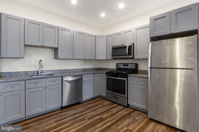 Foto del edificio - 2411 Kensington Ave