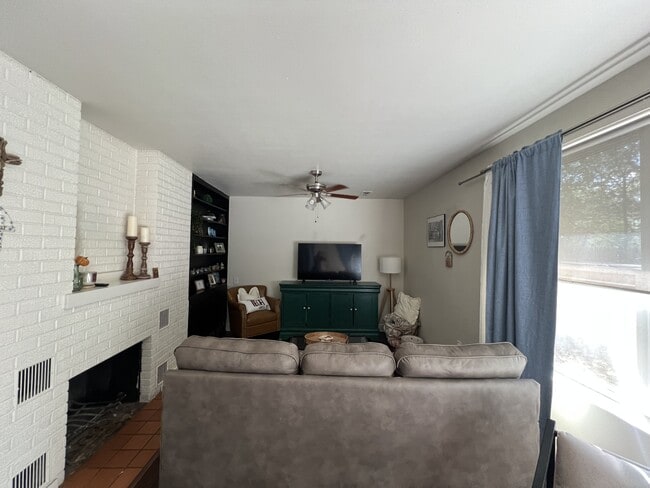 Foto del edificio - 2615 27th St