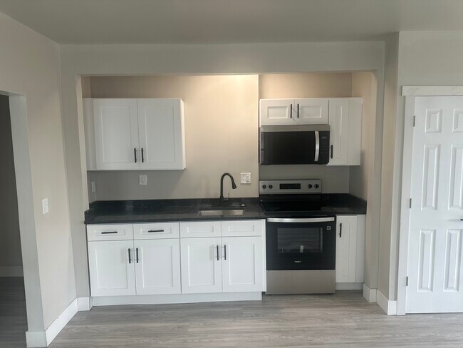 Foto del edificio - 3734 Atkinson St