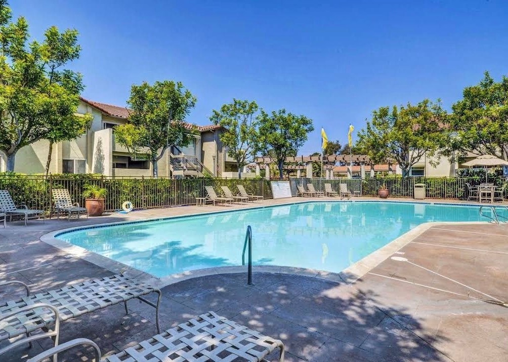 Foto del edificio - 5415 Lake Murray Blvd