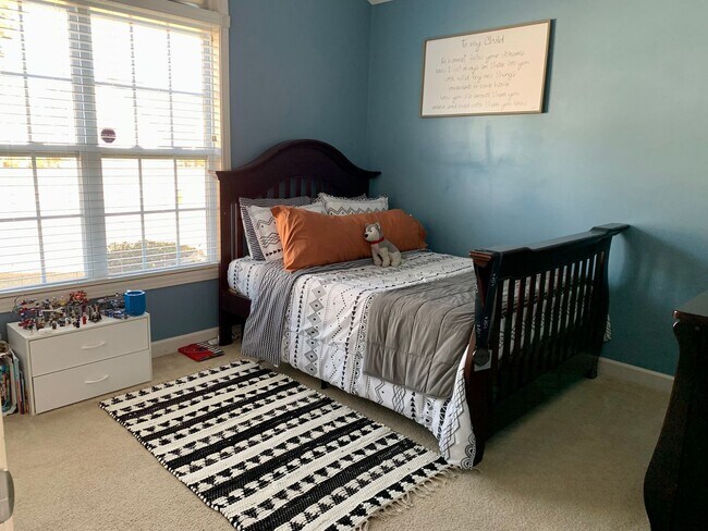 Foto del edificio - 4347 Redspire Ln