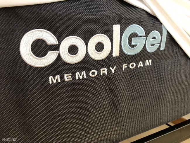 Foto del edificio - 2 br, 2 bath Duplex - 6244 Camelot Drive A