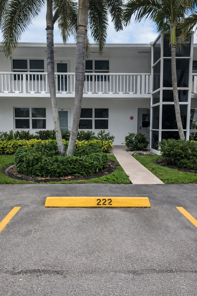 Foto del edificio - 222 Somerset L