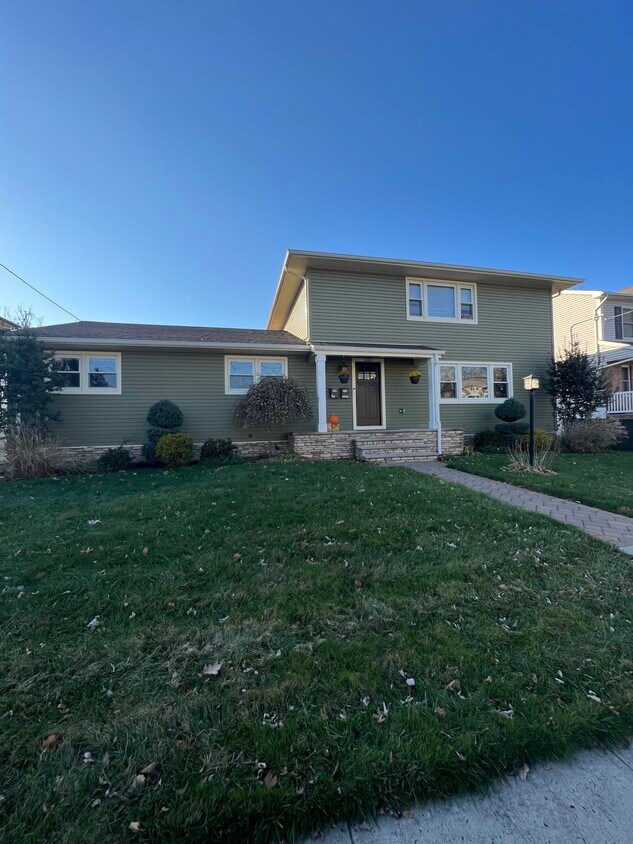 232 N 9th St, Kenilworth, NJ 07033 Apartments in Kenilworth, NJ