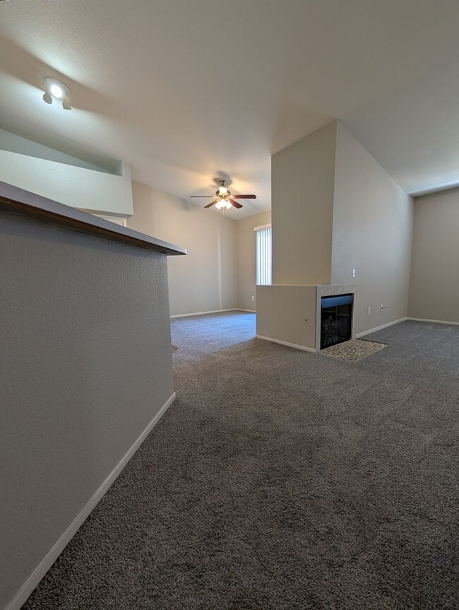 Building Photo - 2-BEDROOM CONDO IN LAS VEGAS