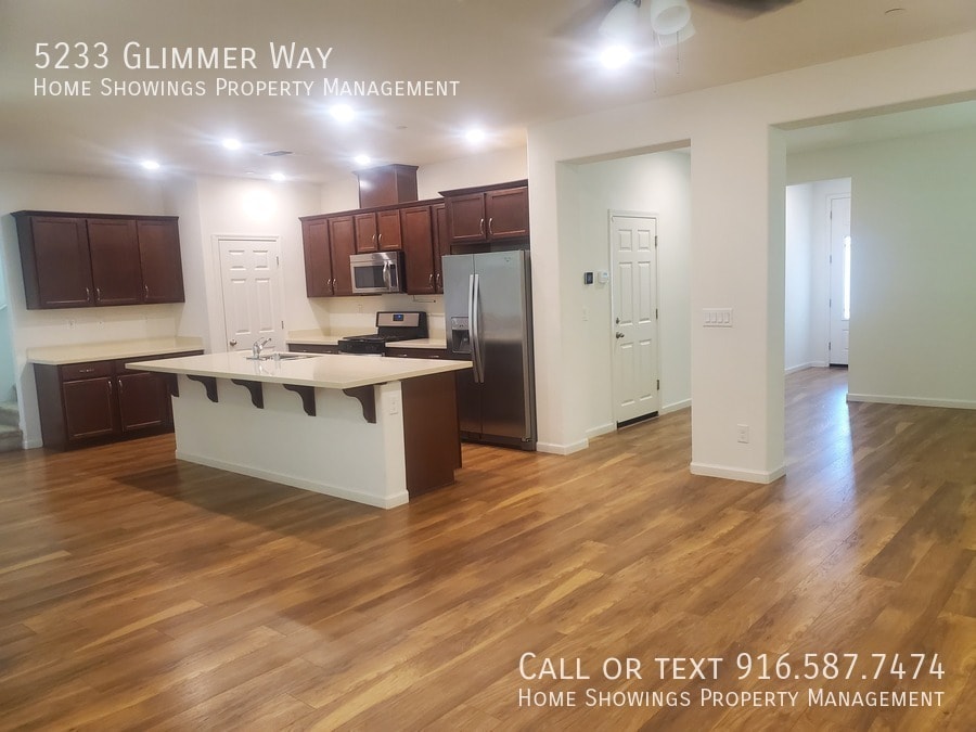 Photo - 5233 Glimmer Way-