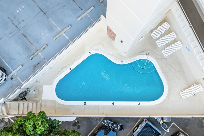 Foto del edificio - Waikiki condo with ocean views