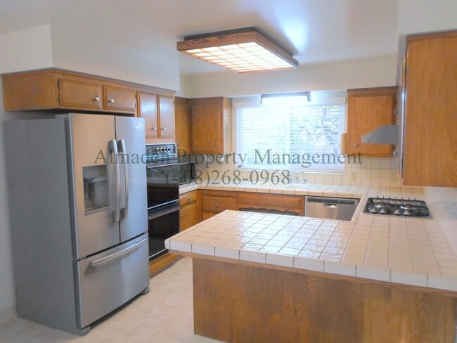 Building Photo - Spacious Home in Almaden Valley w/ Central...