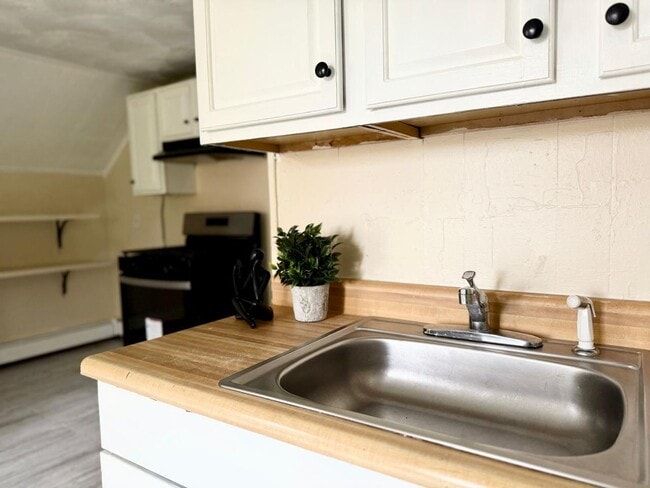 Photo - 37 Hotchkiss St Apartment