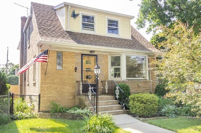 Foto del edificio - 4158 N Meade Ave