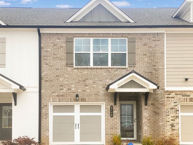 Photo - 5108 Fox Den Rd Townhome
