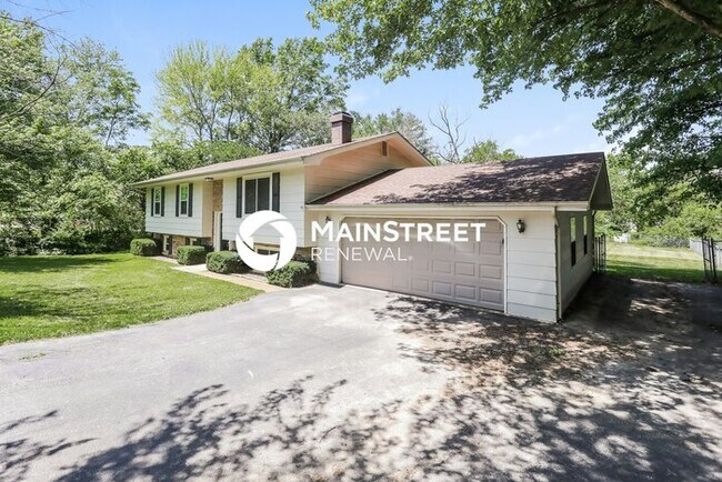 Building Photo - 122 Della Dr