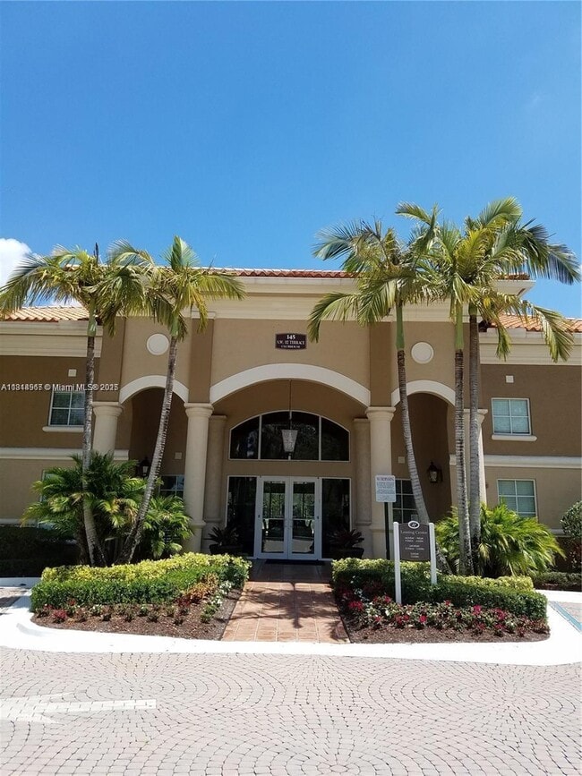 Foto del edificio - 100 SW 117th Terrace