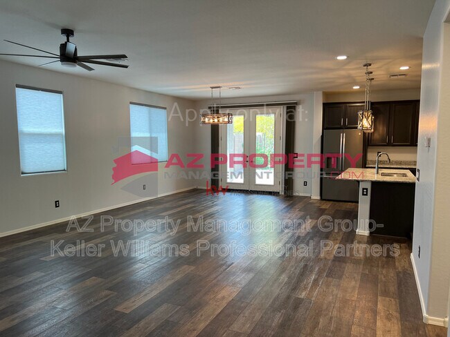 Building Photo - 16164 W Poinsettia Dr