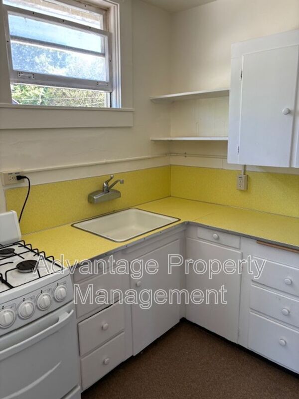 Foto principal - 335 NW 10th St