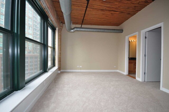 Foto del edificio - 411 W Ontario St