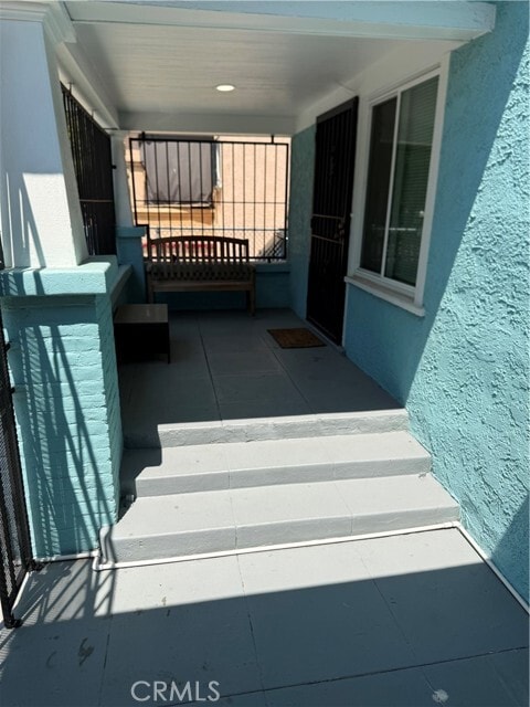 Foto del edificio - 851 W 40th Pl