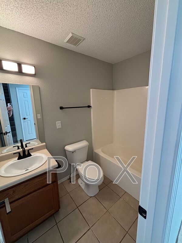 Foto del edificio - 3408 SW Victoria Pl